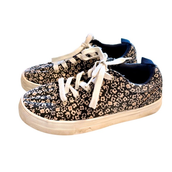 Gap Kids Floral Sneakers - Picture 1 of 5